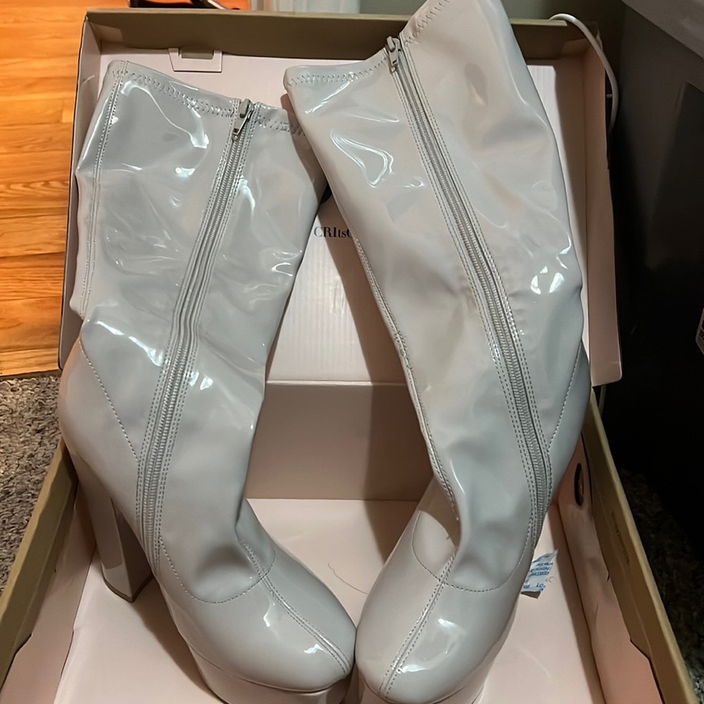 Brand new size 7